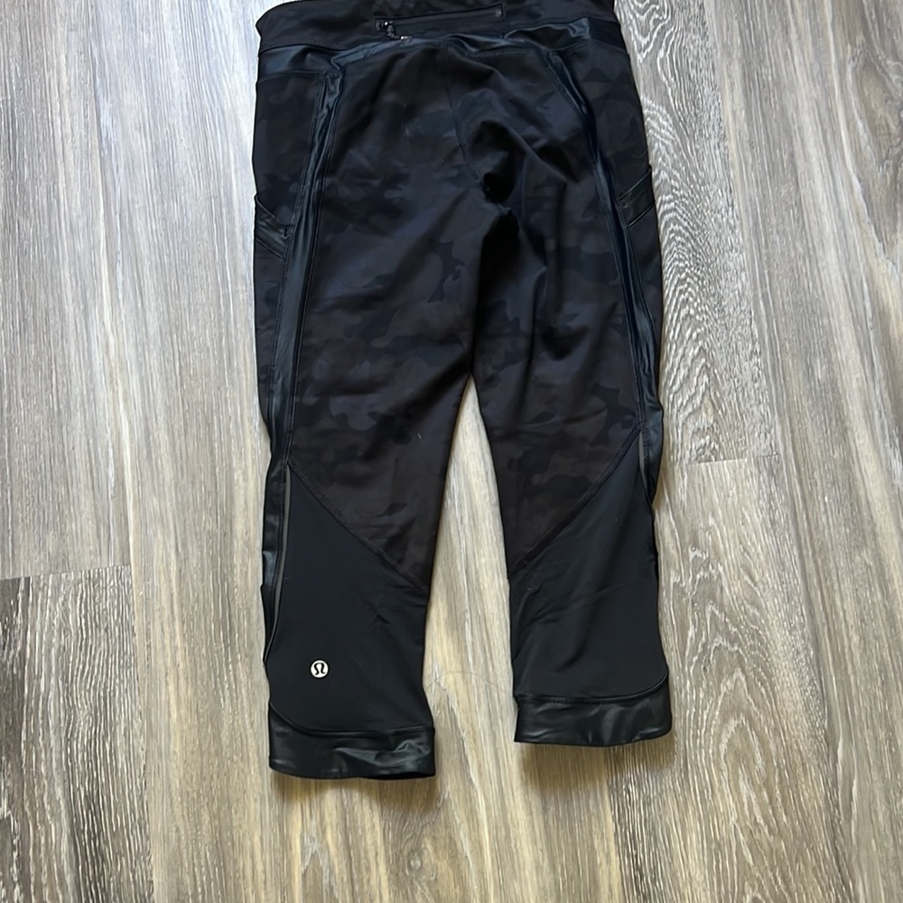 Lululemon Running Crops - Picture 3 of 7
